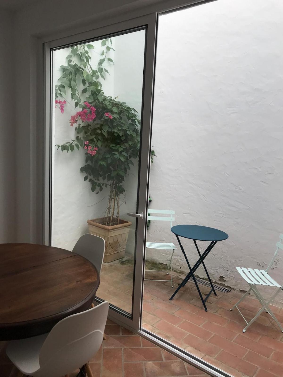 Stylish Townhouse With Gallery In The Heart Of Tavira For Two Exterior foto